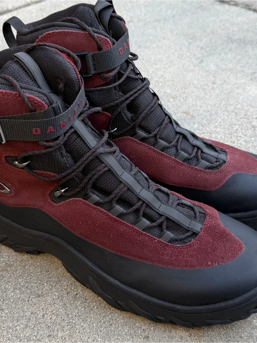 Oakley Men's Meridian Burgundy and Black High-Top Outdoor Boots with Strap